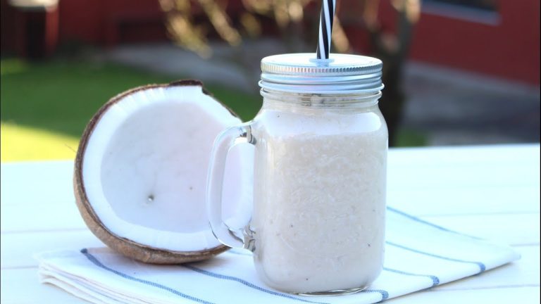 Receta fácil de batido de banana y coco: saludable y delicioso