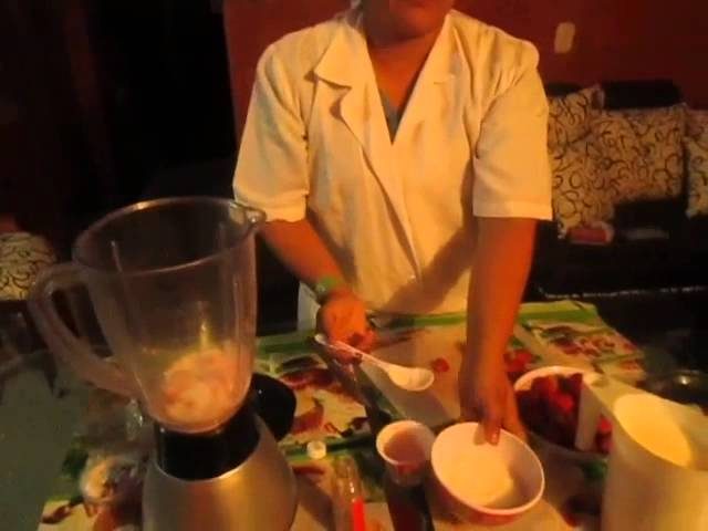 batido de fresa en ingles