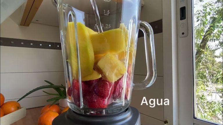 Delicioso batido de mango, fresa y piña: receta fácil y saludable