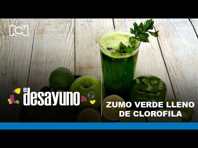 Receta saludable de batido de espinaca, pepino, apio y manzana verde