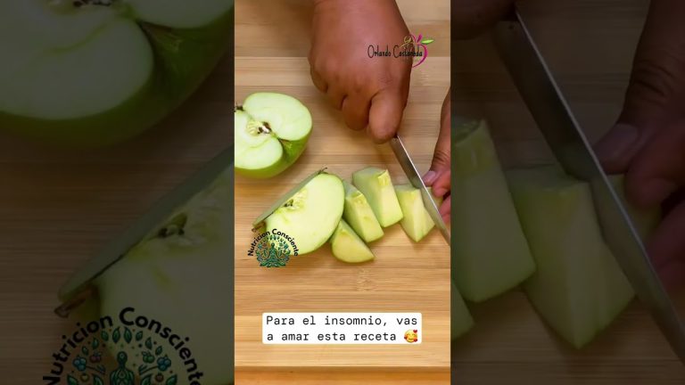 Batido de manzana y fresa para dormir: una receta saludable y relajante