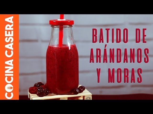batido de moras y arandanos