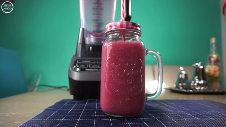 batido de fresas y moras