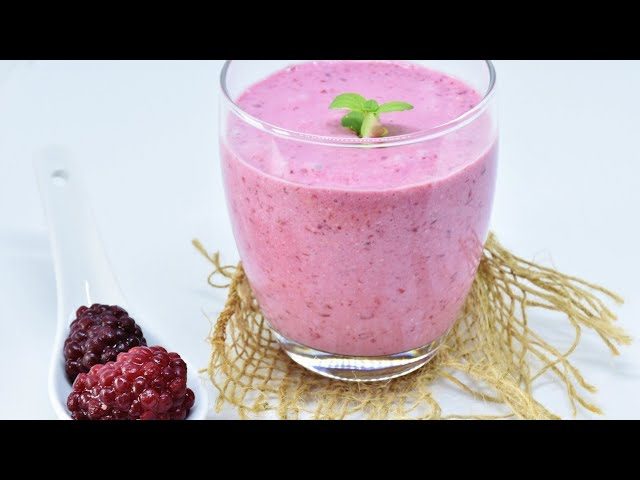 smoothie de frutas tropicales