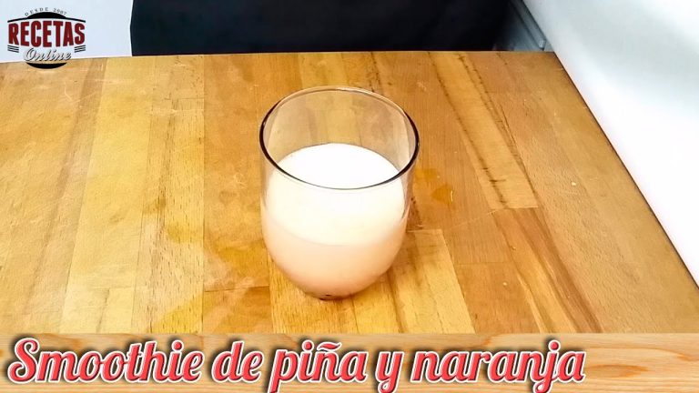 smoothie de piña y naranja